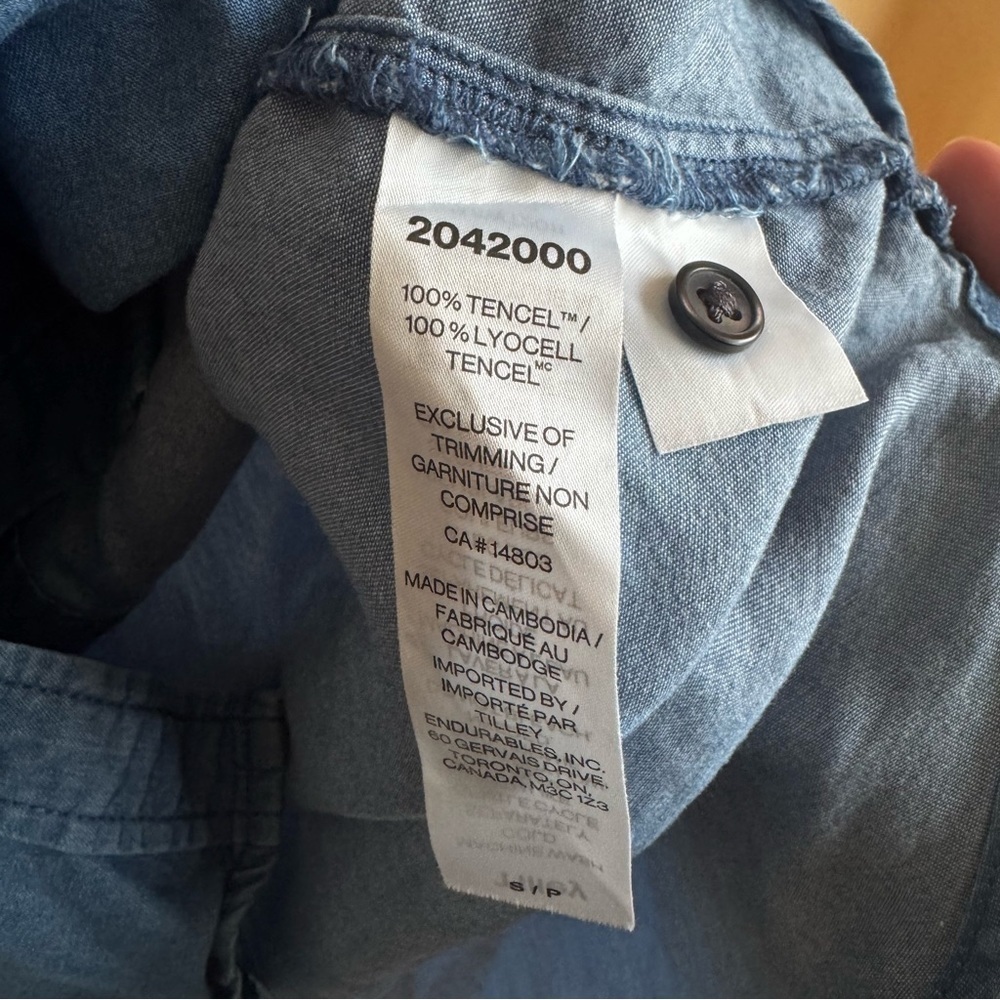Tilley Women’s Small Chambray Button-Up Shirt — Short Sleeve Lightweight Top - Picture 6 of 6